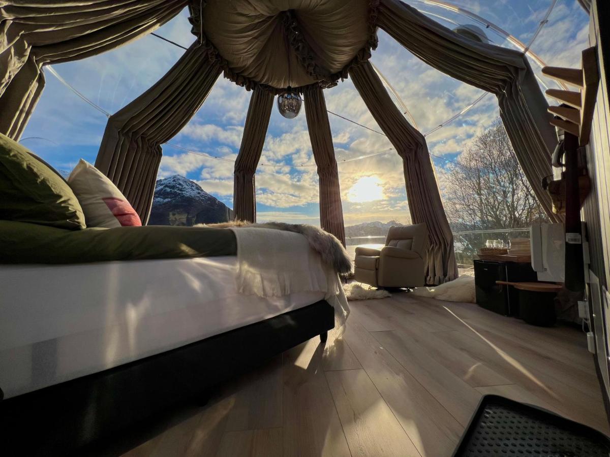 Lofoten Glampingdome Myrland Exteriör bild