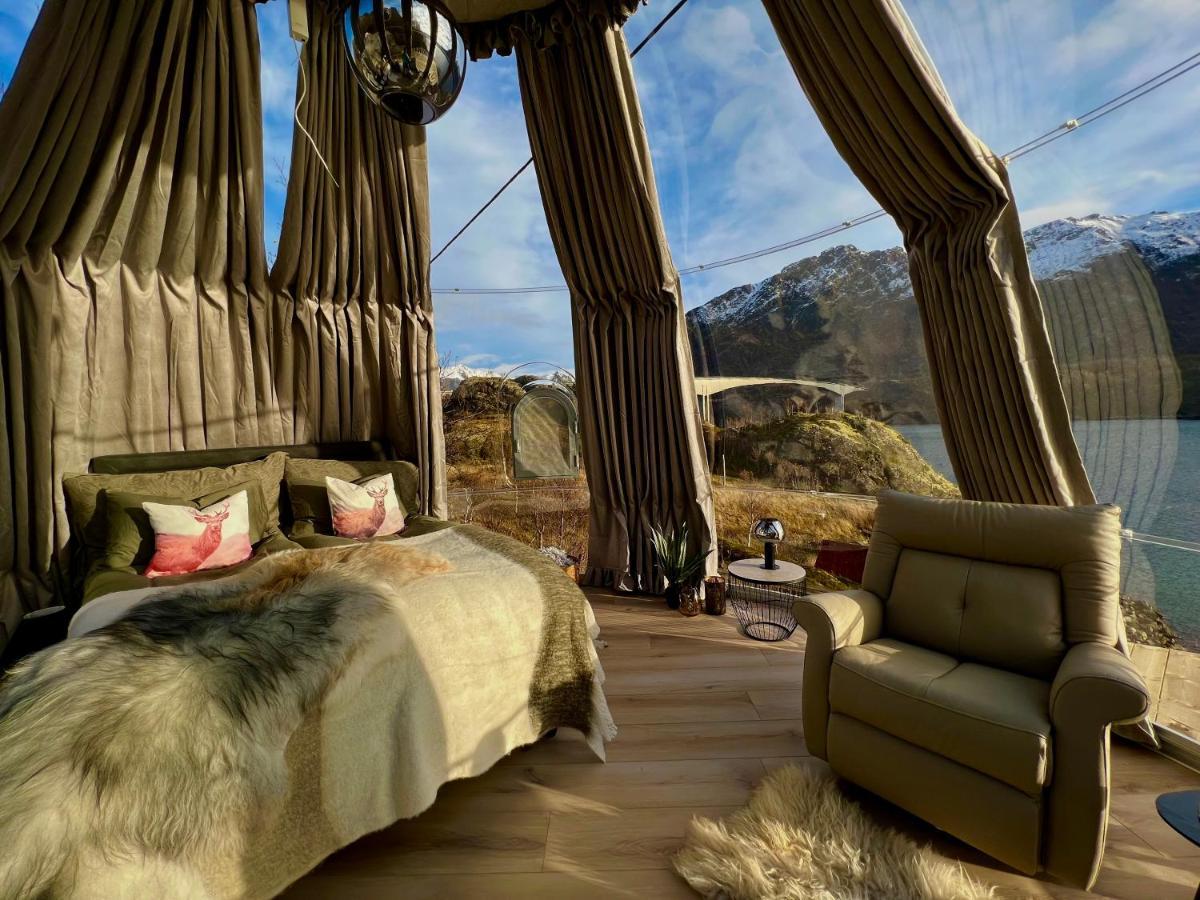 Lofoten Glampingdome Myrland Exteriör bild