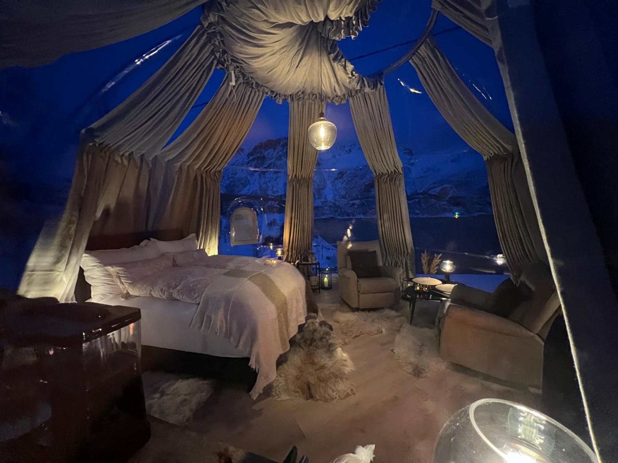 Lofoten Glampingdome Myrland Exteriör bild